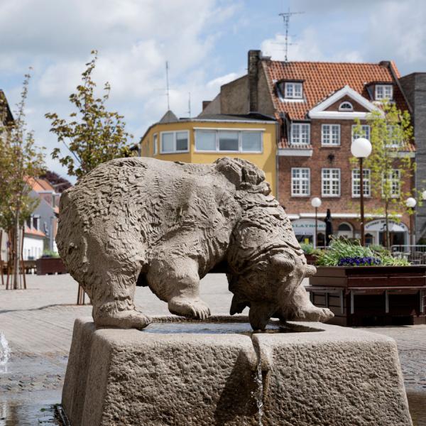Nykøbing Falster Bjørnebrønden skulptur